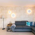 Balaton Bliss Lakefront Apartment Siofok
