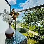 Balaton Bliss Lakefront * Siofok