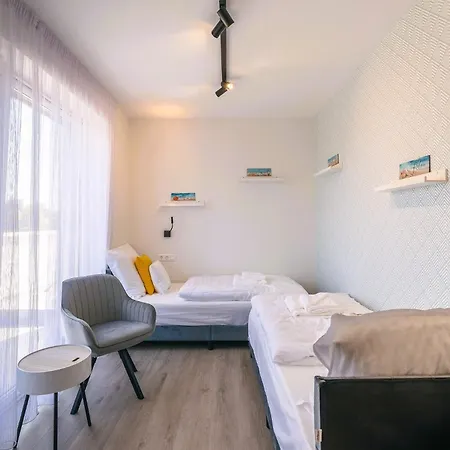 Апартаменты Balaton Bliss Lakefront *