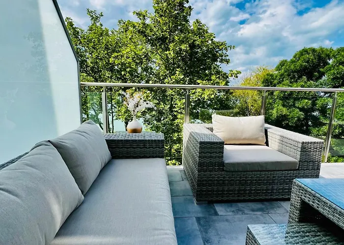 Balaton Bliss Lakefront Σίοφοκ